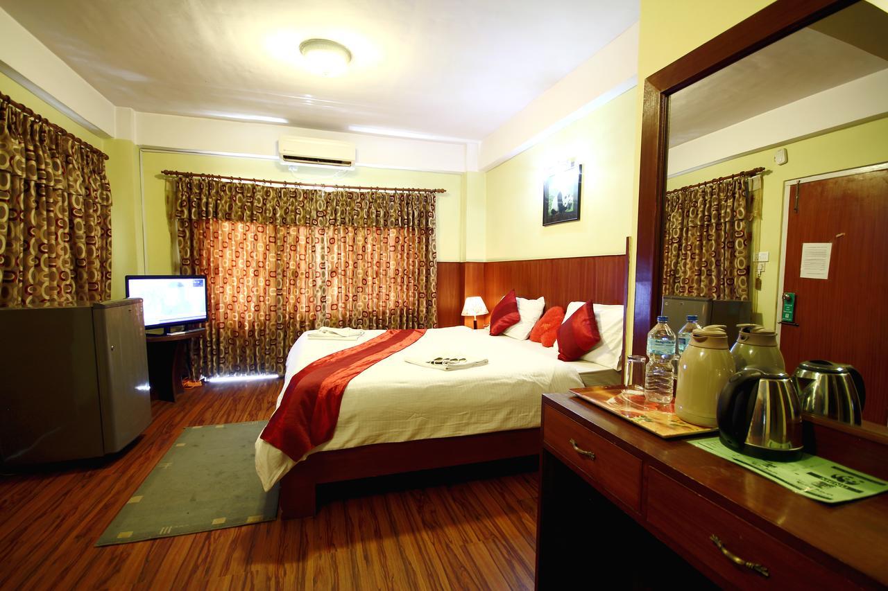 Classic Nepal Hotel Katmandu Dış mekan fotoğraf