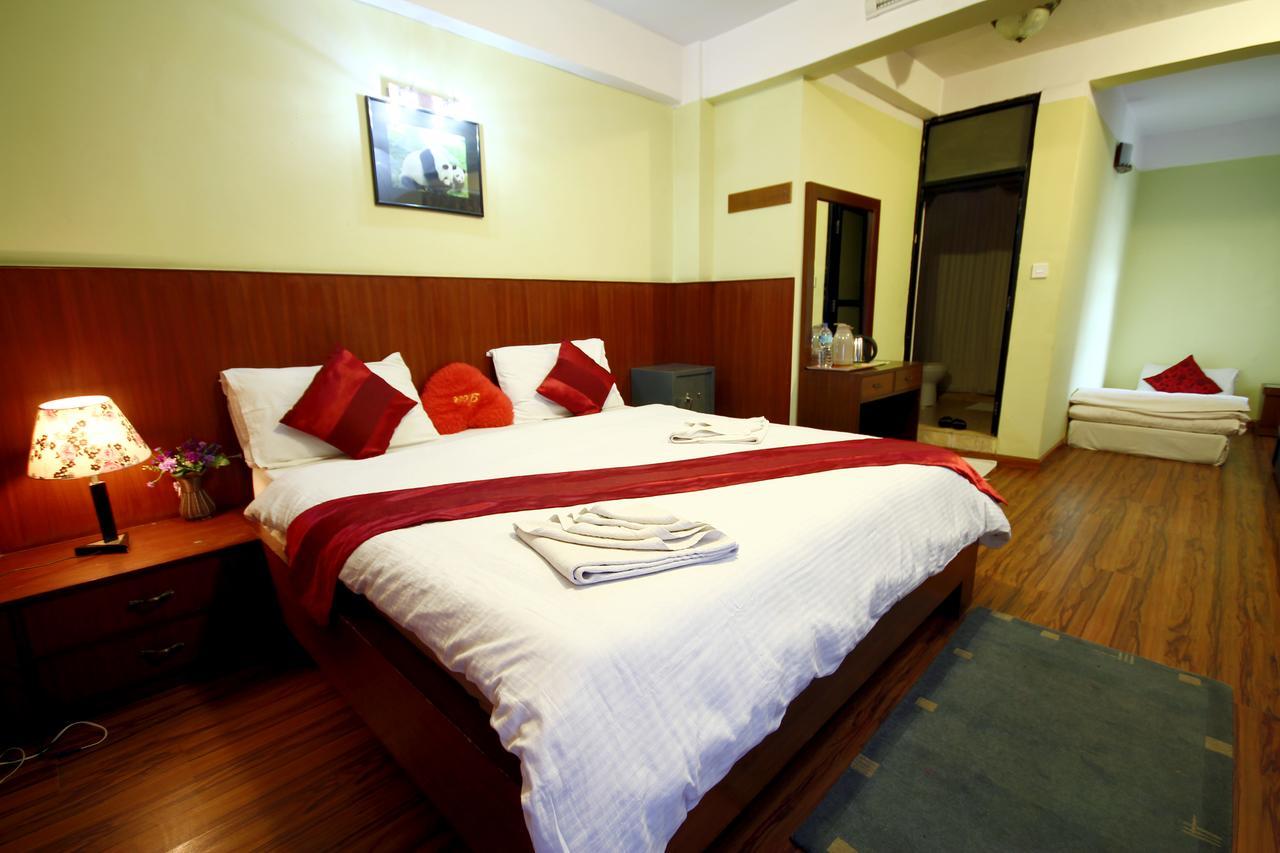 Classic Nepal Hotel Katmandu Dış mekan fotoğraf